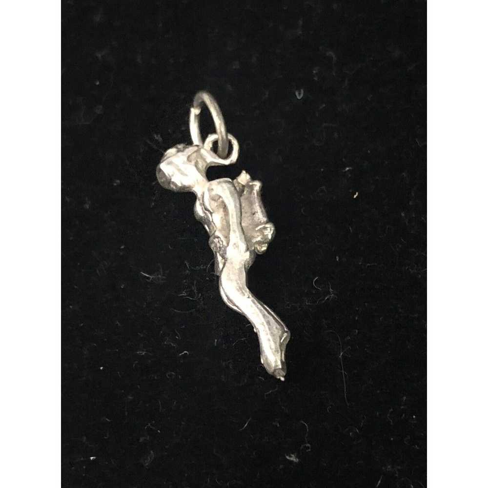 Vintage Sterling Silver 925 SCUBA DIVER Charm - image 2