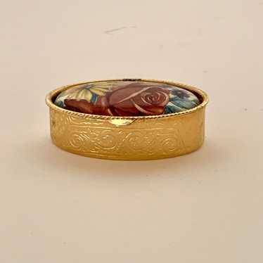 Vintage Gold Tone Rose & Daisy Pill/Trinket Box - image 1