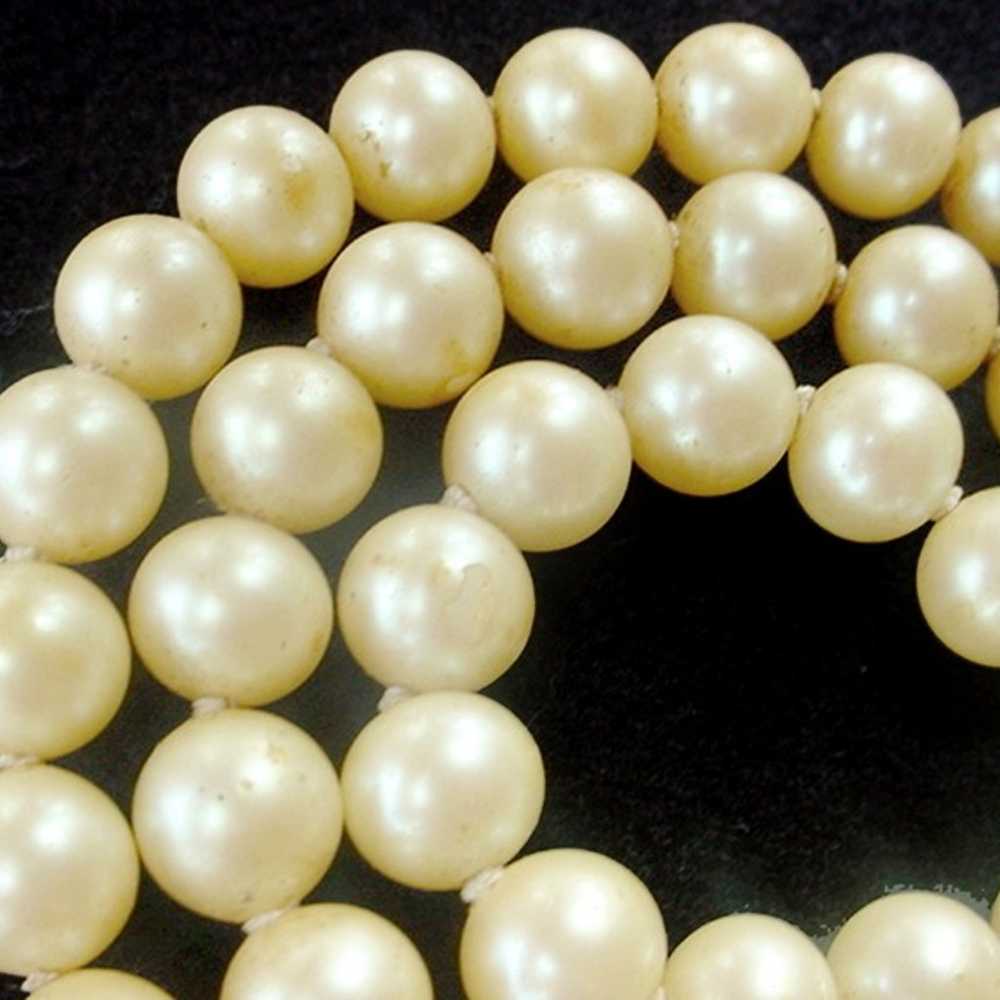 VINTAGE FAUX PEARL NECKLACE STERLING CLASP KNOTTE… - image 2