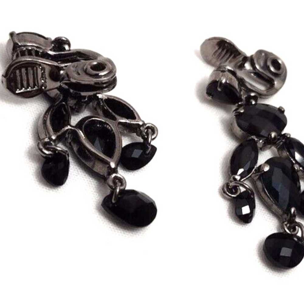 Vintage Monet Black Chandelier Clip On Earrings - image 4