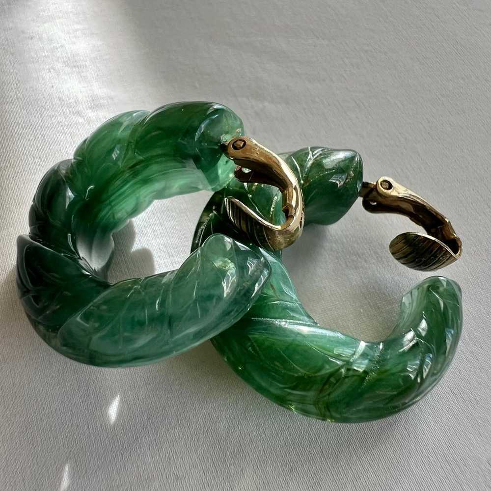 Vintage Avon Carved Green Lucite Chunky Hoop Esta… - image 7