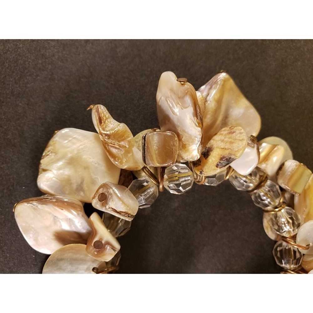 Vintage Polished Sea Shell with Clear Beads Stret… - image 2