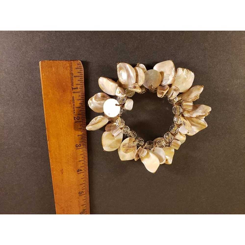 Vintage Polished Sea Shell with Clear Beads Stret… - image 5