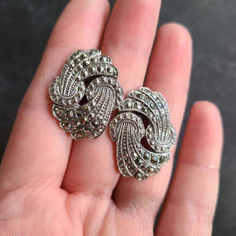 Vintage marcasite silver swirl earrings - image 1