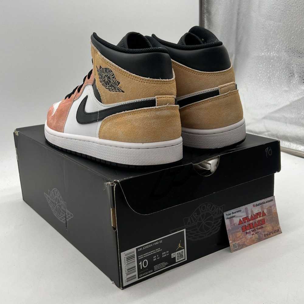 Nike Air Jordan 1 mid flight club - image 4