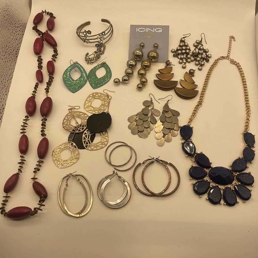 EUC Vintage and Modern Jewelry Bundle - image 2