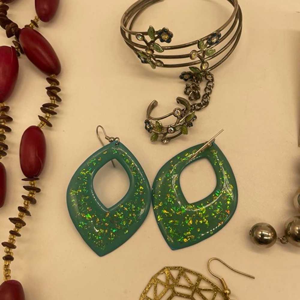 EUC Vintage and Modern Jewelry Bundle - image 3