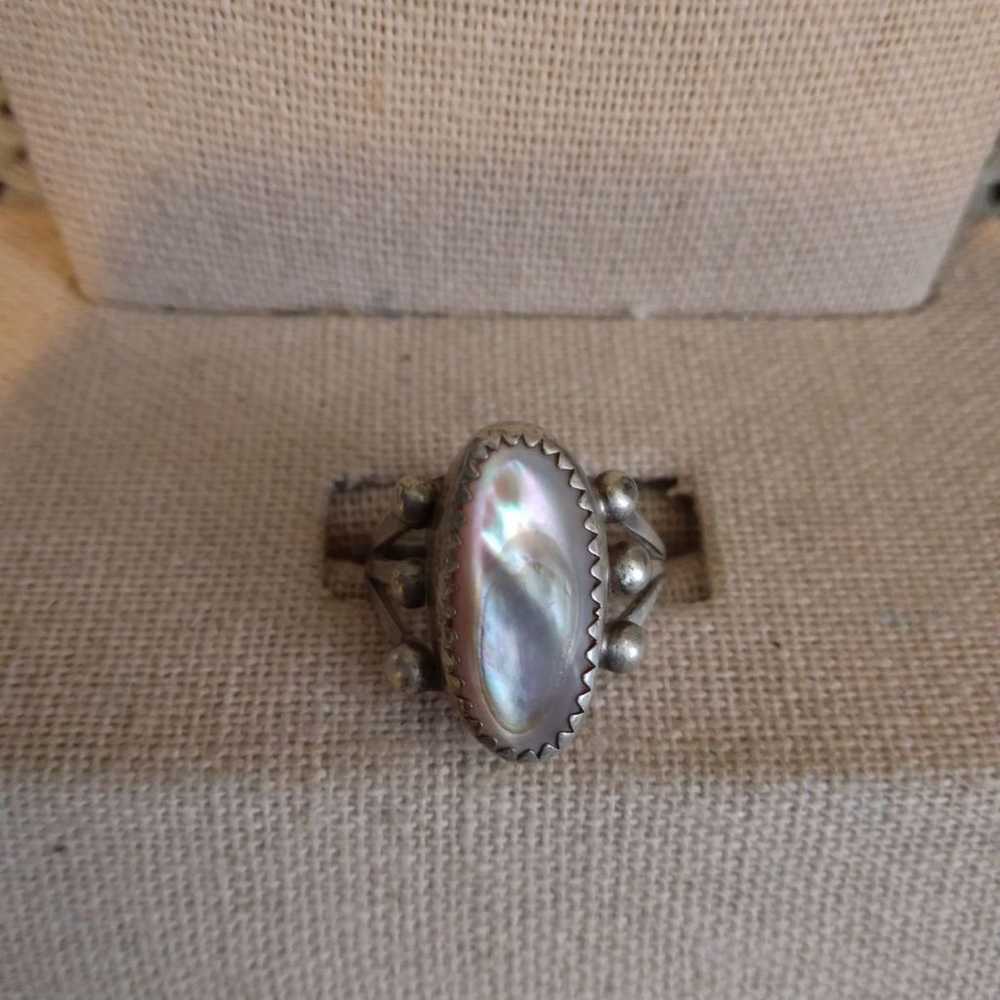 Vintage Sterling Silver mop silver ring - image 1