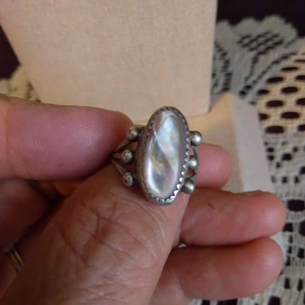 Vintage Sterling Silver mop silver ring - image 7