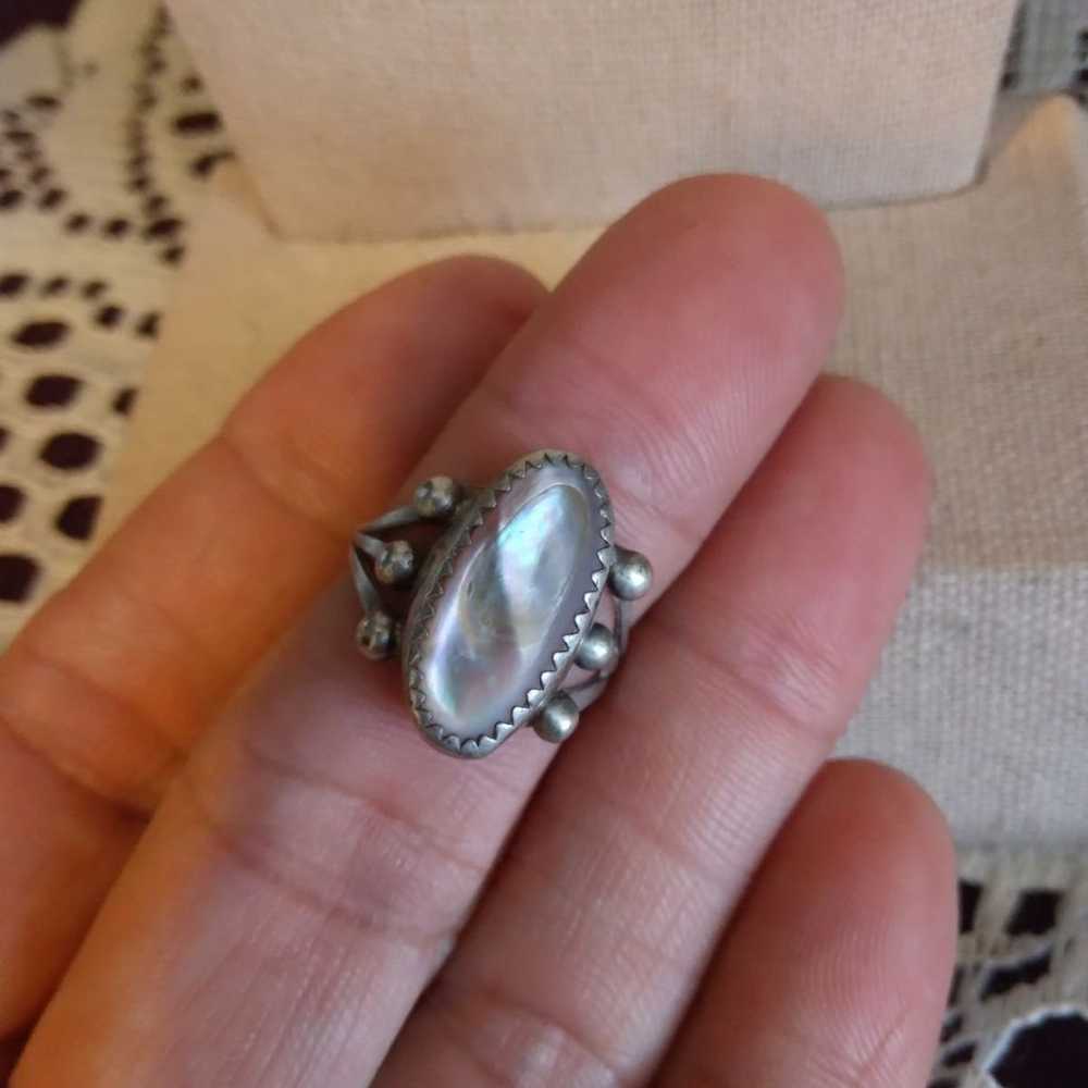 Vintage Sterling Silver mop silver ring - image 8