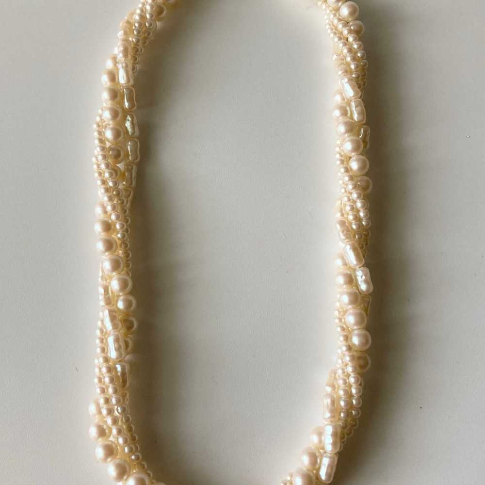 Vintage twisted faux pearl Necklace - image 1