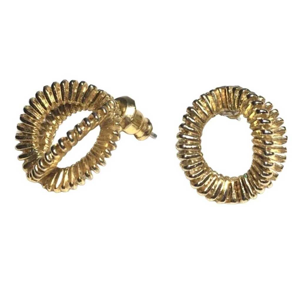 Vintage Accordion Fan Textured Hoop Stud Earrings… - image 2