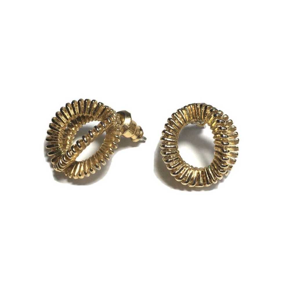 Vintage Accordion Fan Textured Hoop Stud Earrings… - image 3