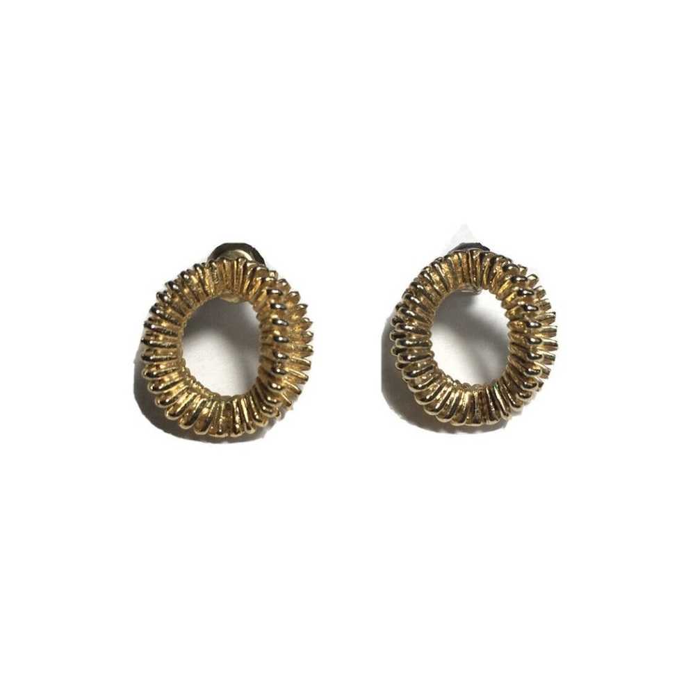 Vintage Accordion Fan Textured Hoop Stud Earrings… - image 5