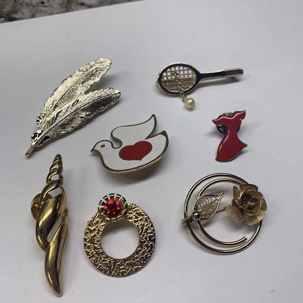 Lot Of 7 Vintage - Modern Mix - Costume Brooch Pi… - image 1