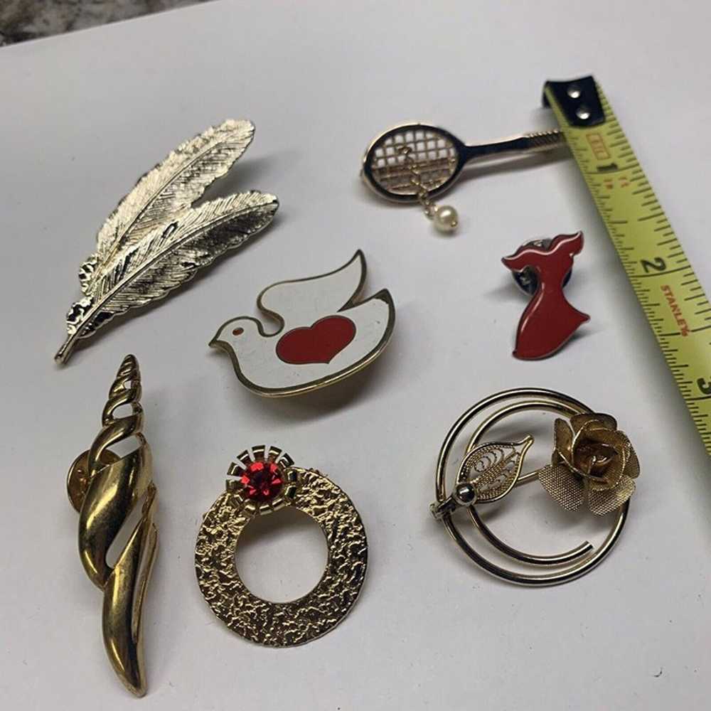 Lot Of 7 Vintage - Modern Mix - Costume Brooch Pi… - image 4