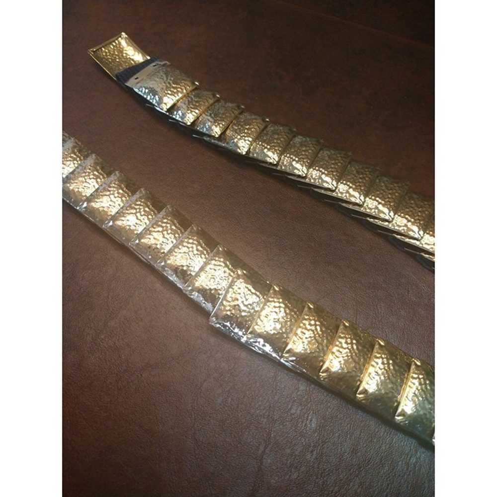 Vintage Gold Tone Medallion Stretchy Belt - image 2