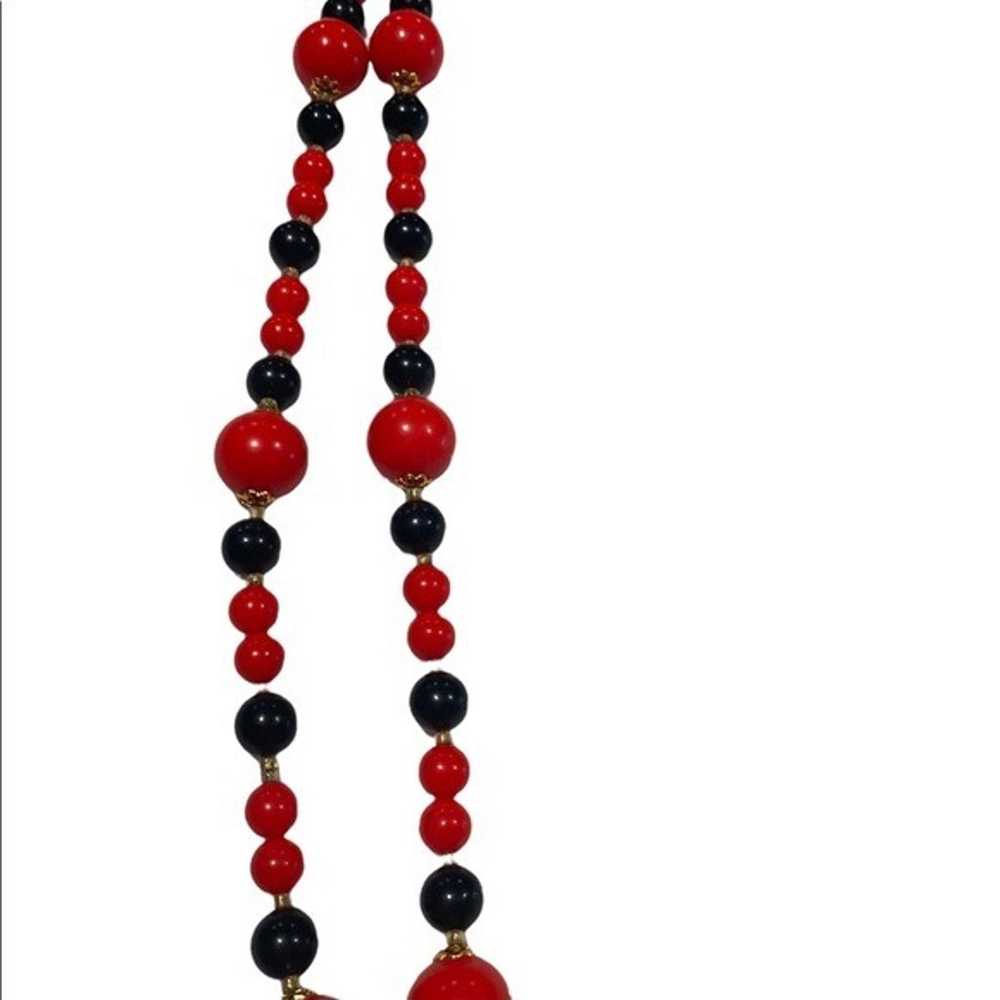 Vintage Necklace Black Red Beads Costume Jewelry - image 2