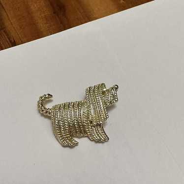 Vintage Gold Tone Shaggy Dog Signed Sarah Coventr… - image 1