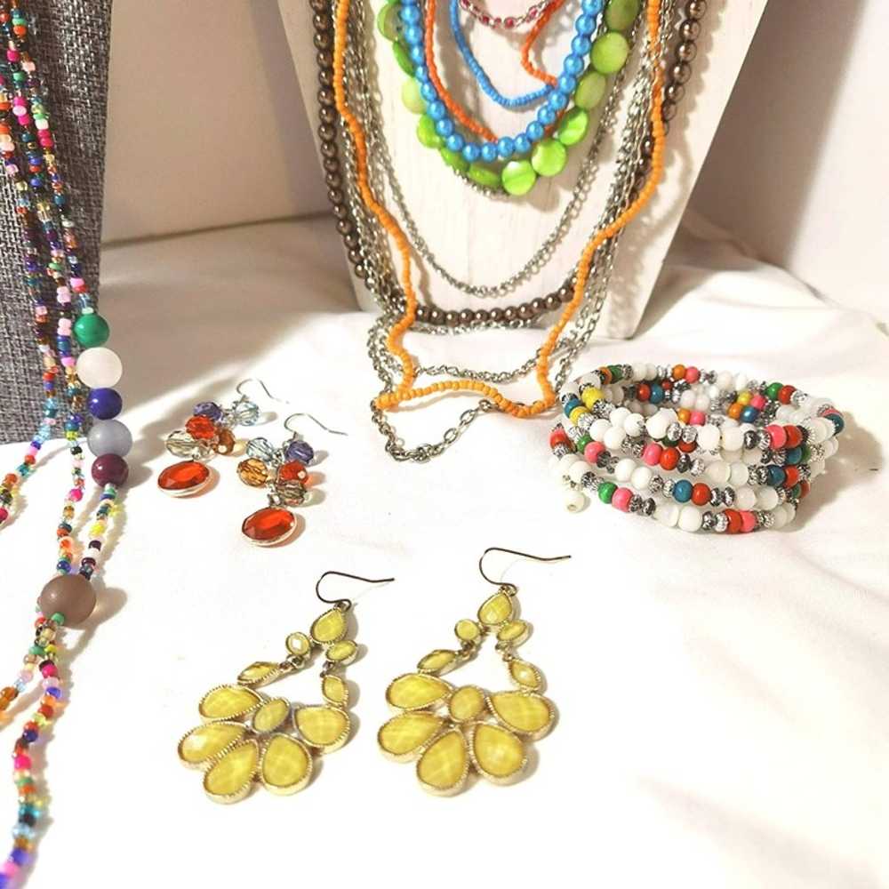 Vintage Boho Jewelry 5 Piece Lot - image 7