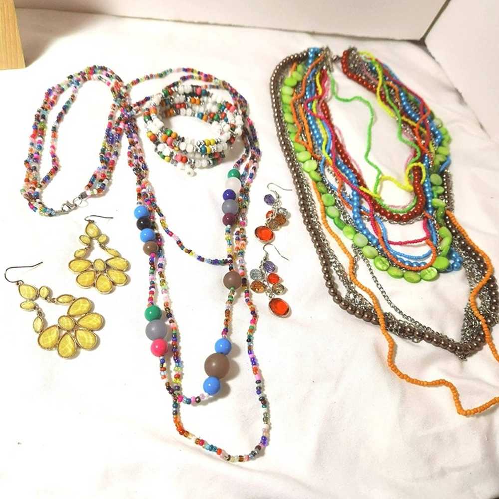 Vintage Boho Jewelry 5 Piece Lot - image 8