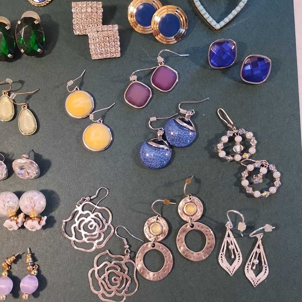 earring Lot 19 pairs variety - image 7