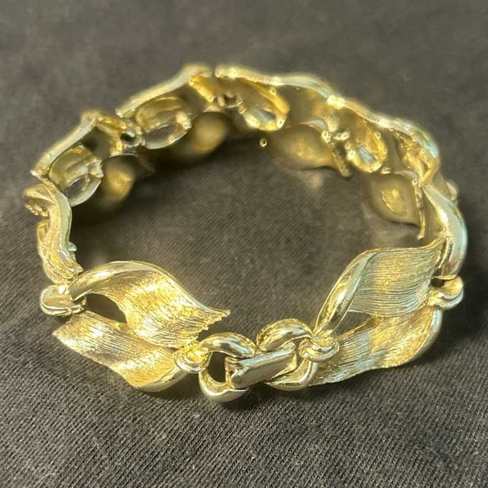 Vintage Lisner Gold Plated Bracelet - image 4