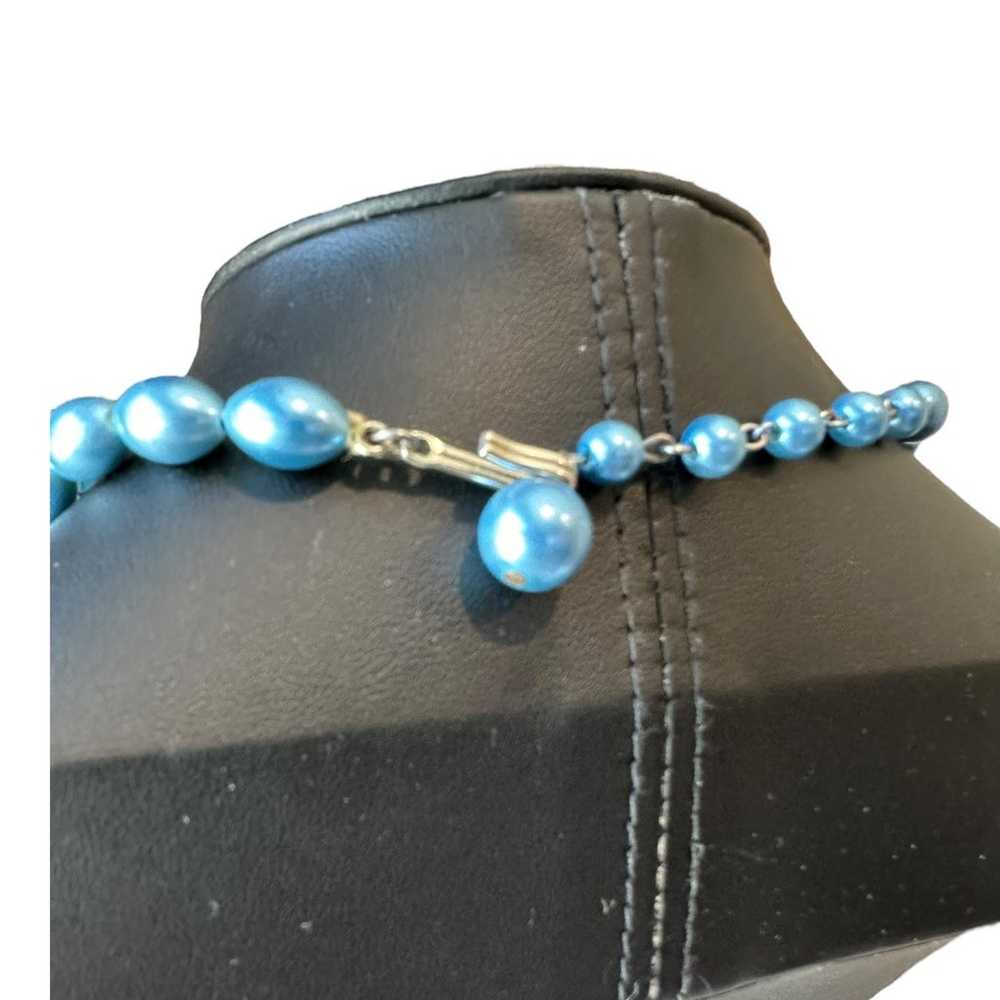 Vintage Blue Beaded Choker Necklace - image 4