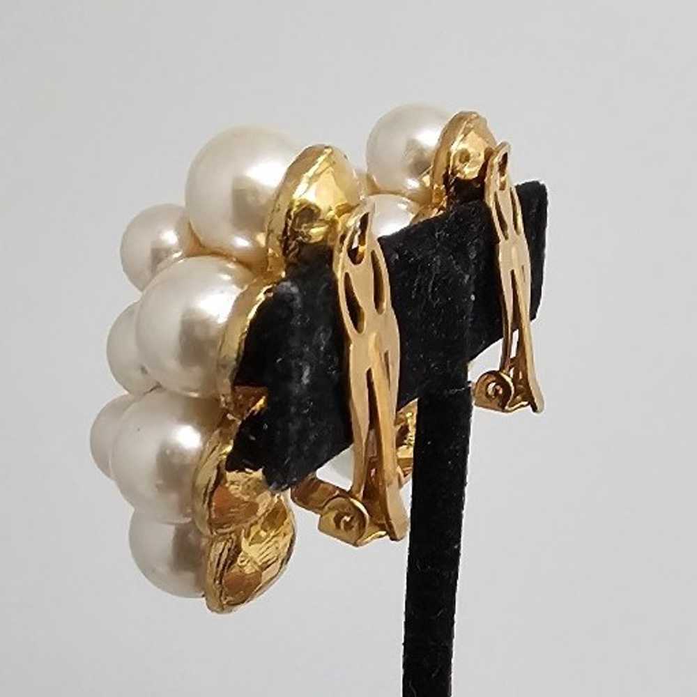 Vintage faux Pearl cluster Earrings - image 6