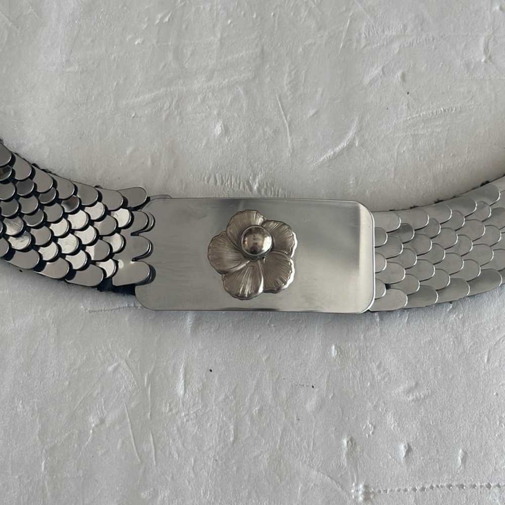 Unique Vintage silver metal elastic belt measures… - image 2