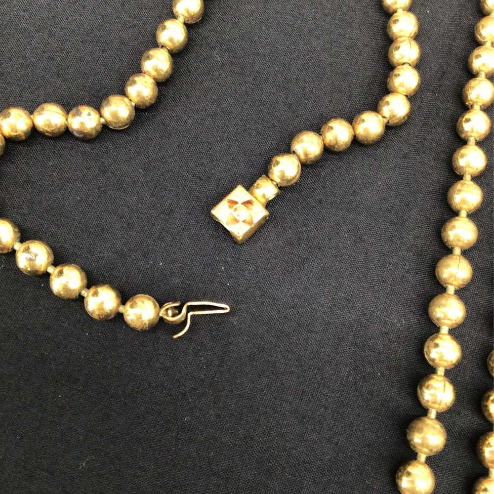 Metal Gold Tone Ball  Necklace - image 7