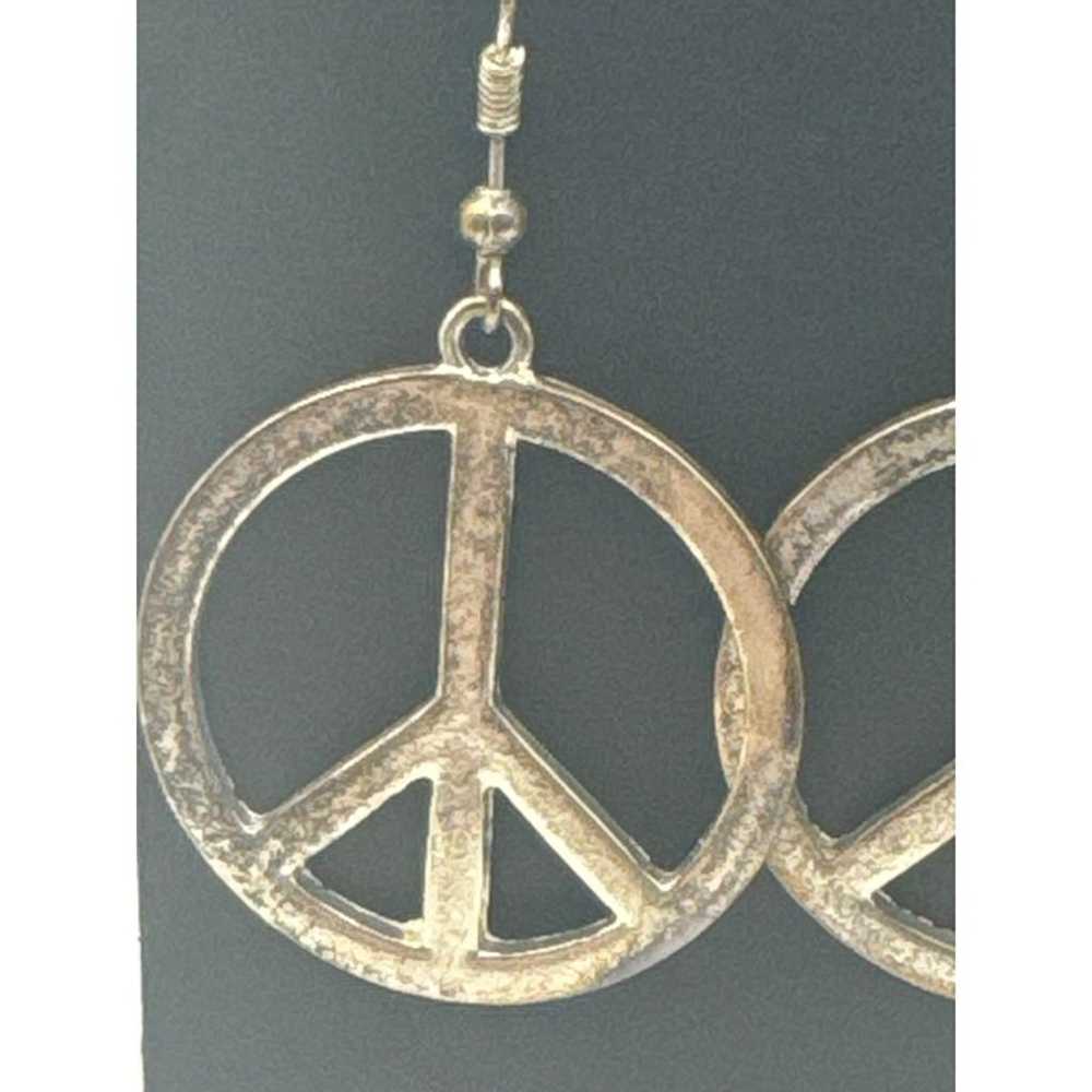 Vintage-Inspired Peace Symbol Dangle Earrings Rus… - image 3