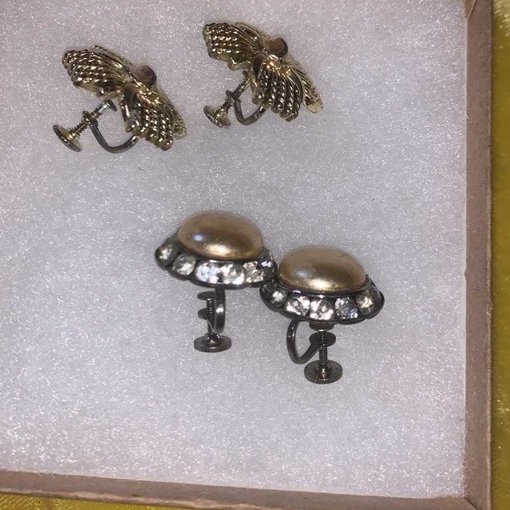 Vintage Bundle of 2 Pairs Coro Screwback Earrings - image 12