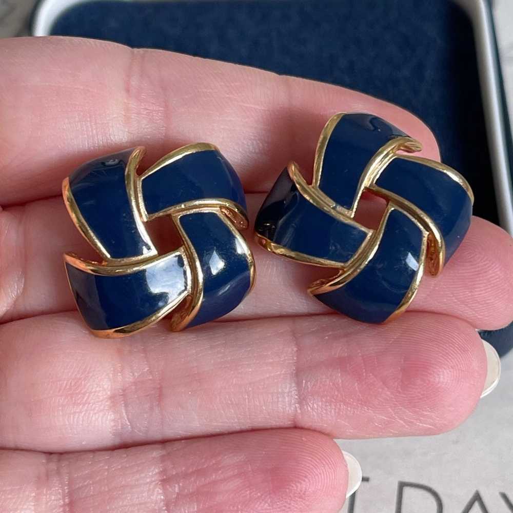 Vintage earrings navy blue & gold metal - image 4