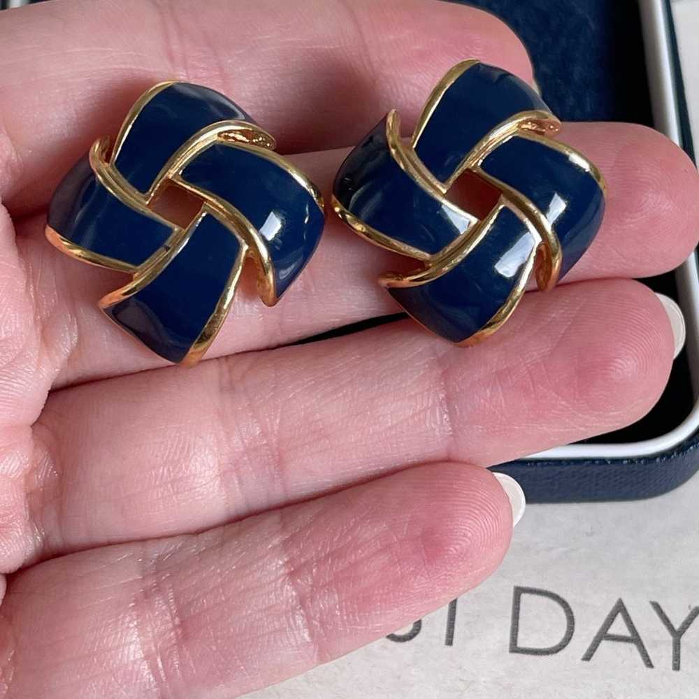 Vintage earrings navy blue & gold metal - image 8