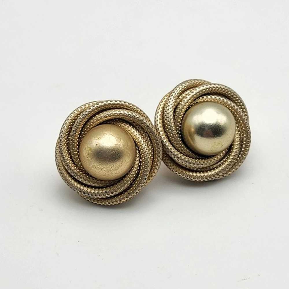 Vintage Crown Trifari Matte Gold Faux Pearl Twist… - image 4