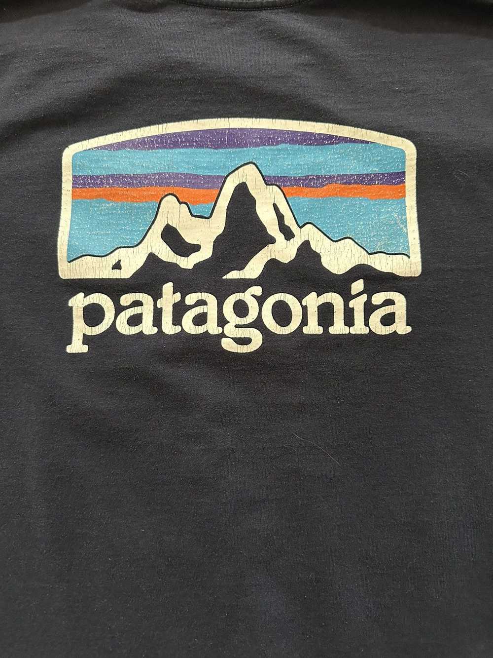 Patagonia Patagonia T-shirt - image 3