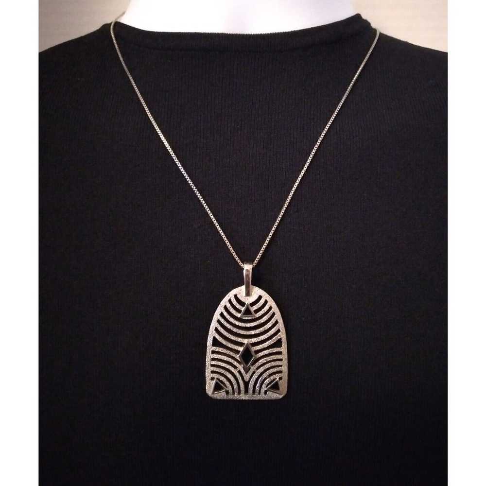 1970s Vintage Kramer Pendant Necklace Textured Si… - image 1