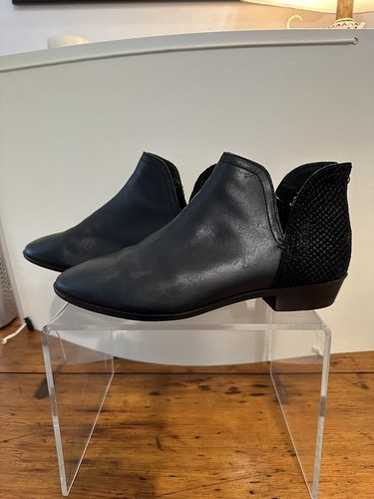 Kenneth Cole Reaction Loop There It Is Wm's Back … - image 1