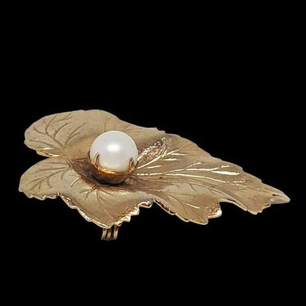 Vintage Sarah Coventry Gold Tone Simulated Pearl … - image 3