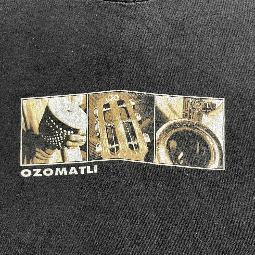 Hanes × Vintage Vintage Ozomatli Band T-Shirt Bla… - image 3