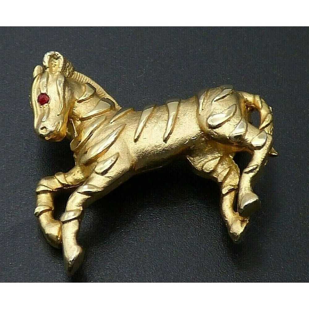 Vintage Zebra Brooch Pin Gold Tone Metal Shiny Re… - image 4