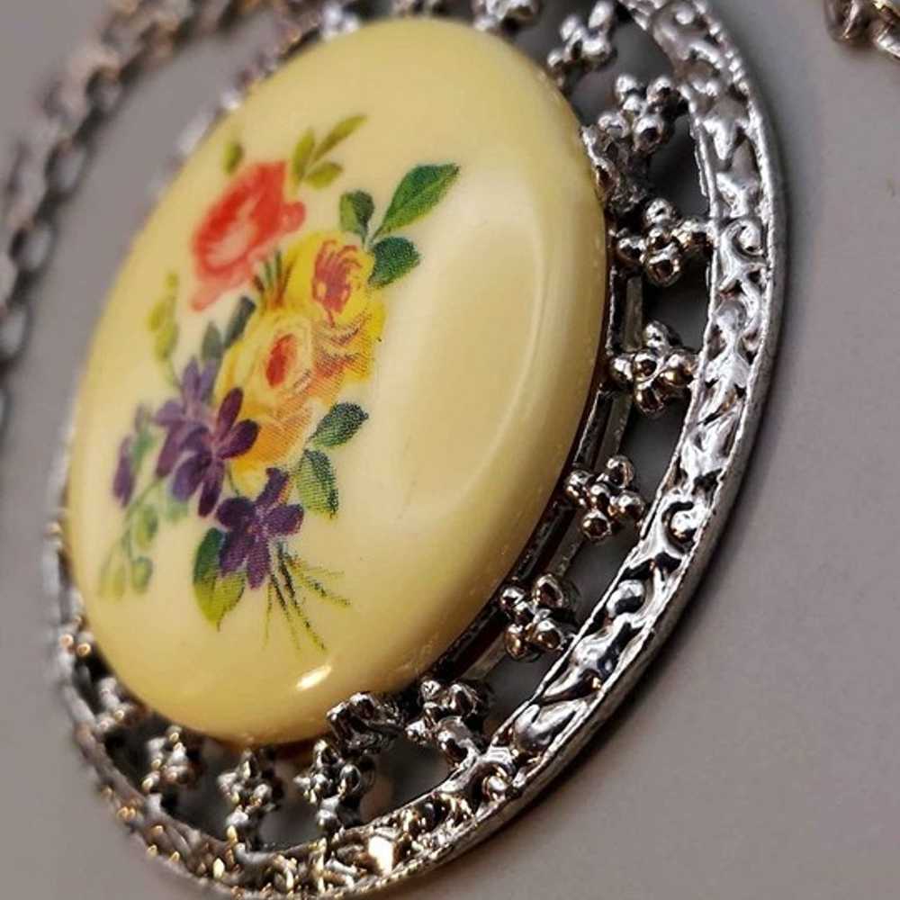 VINTAGE FLORAL REVERSIBLE Pendant MIRROR CAMEO - image 4