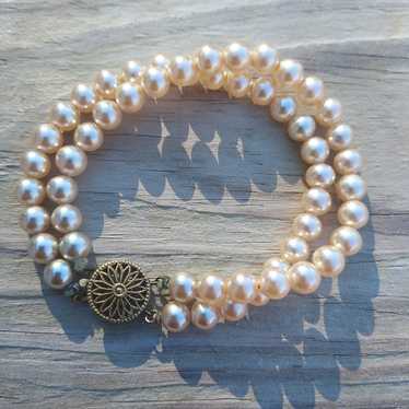 VNT Classic Double Strand Faux Pearl Bracelet Ste… - image 1