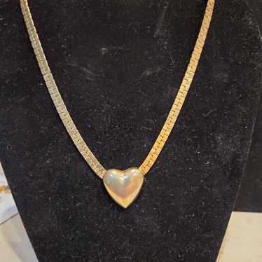 Vintage golden Chain Heart Pendant Necklace. 16" … - image 1