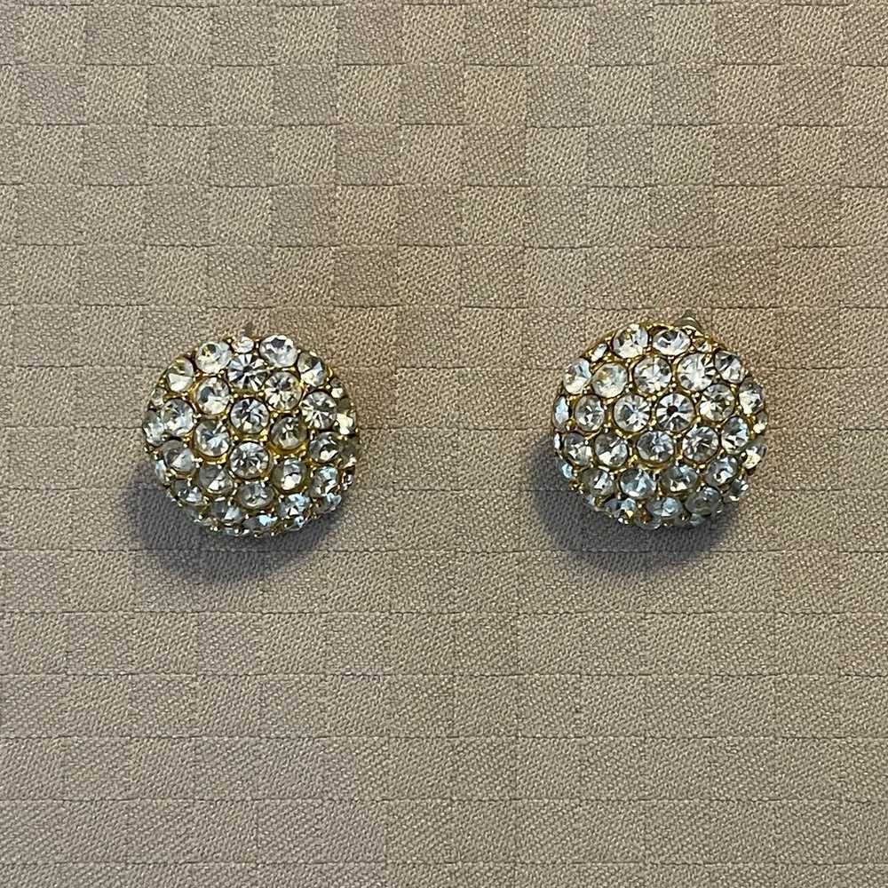 Vintage gold tone 1” dome pavè stud rhinestone fa… - image 1