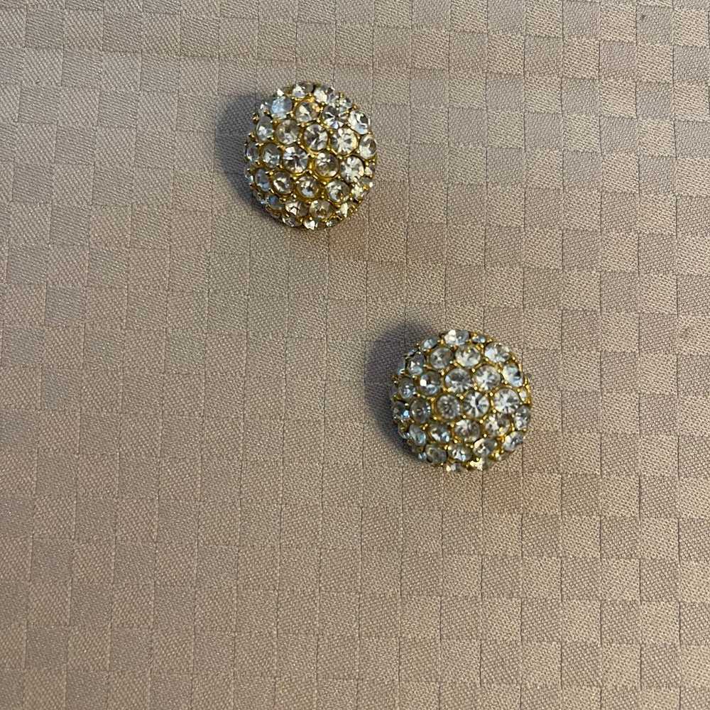 Vintage gold tone 1” dome pavè stud rhinestone fa… - image 4