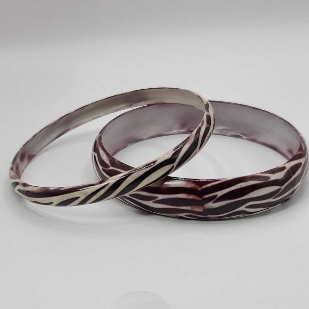 Animal Print Metal Bangle Bracelets Set of 2 Vint… - image 5