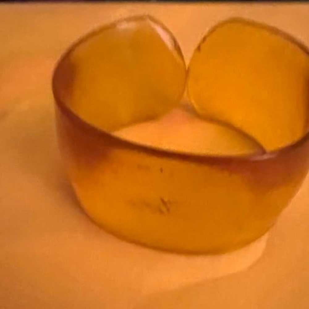 VINTAGE  AMBER / YELLOW LUCITE CUFF - image 2