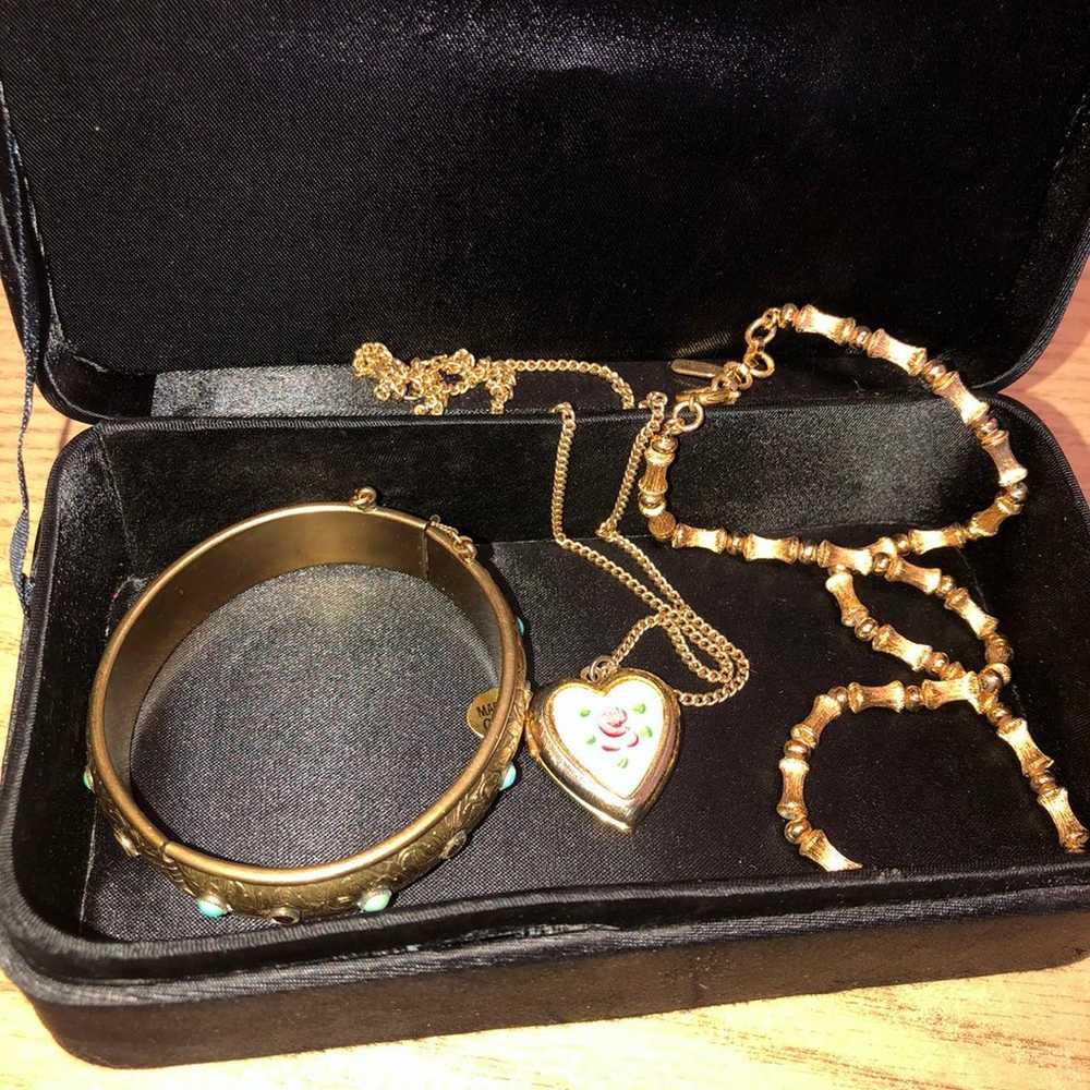 Vintage jewelry lot with jewelry box - image 2